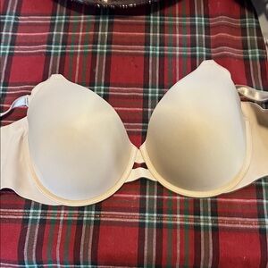 Warner's Cream Women's Bra